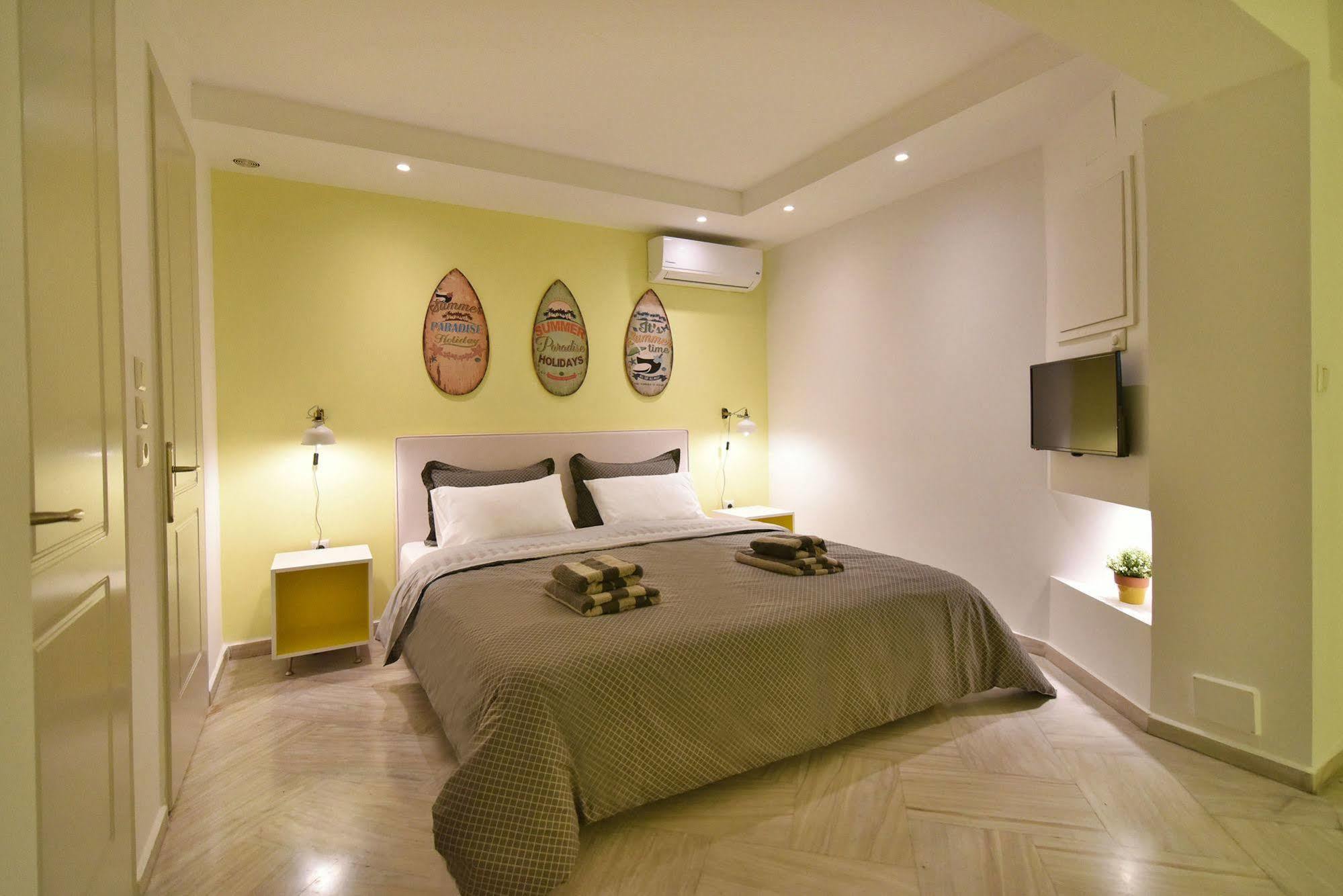 Coconut Villa Alimos Екстериор снимка